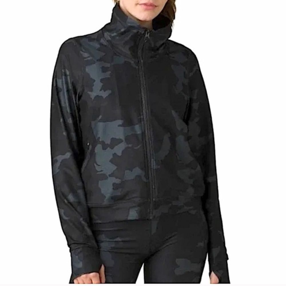 Prana Layna black camo print zip lightweight jacket sweatshirt size medium